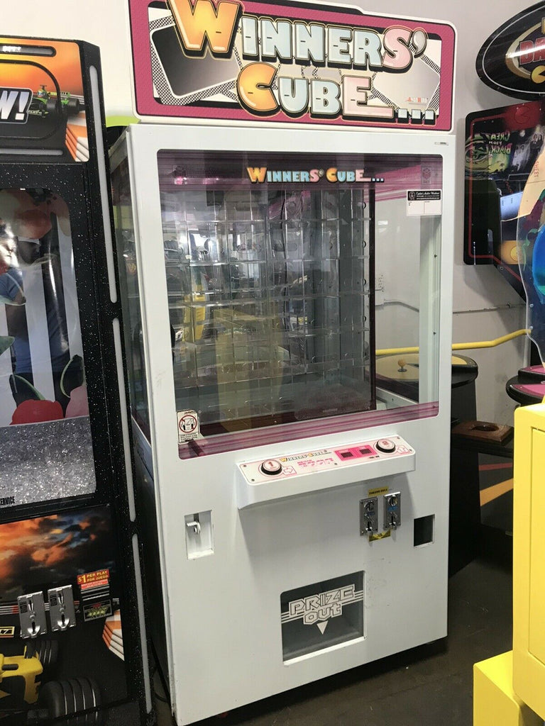 Winners Cube Prize Vending Machines freeshipping - Pankour Vending